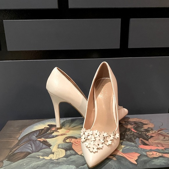 Laura Conrad Heels - Picture 1 of 5